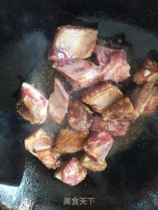 土豆烧排骨的做法步骤：3