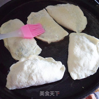 韭菜盒子的做法步骤：8
