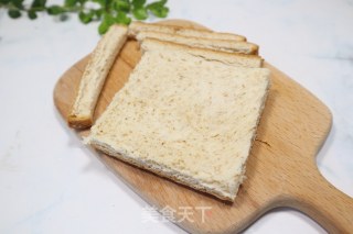 芝士芒果肉松吐司的做法步骤：4