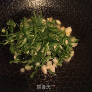 青椒土豆丝卷饼的做法步骤：5