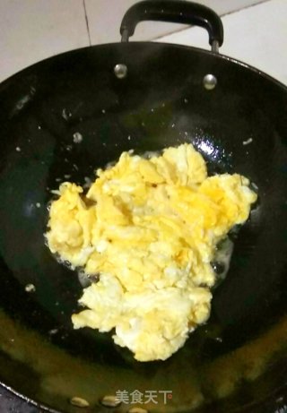 杭椒炒鸡蛋的做法步骤：4