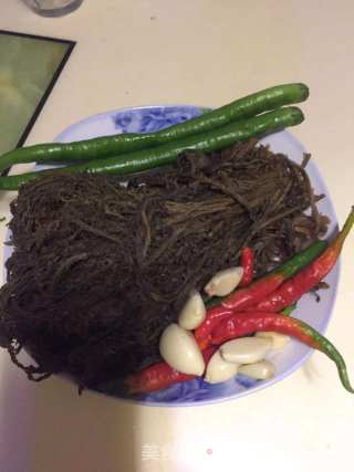 辣椒炒咸菜的做法步骤：1