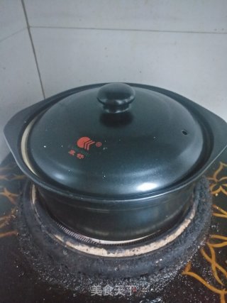 鸡翅大虾三汁焖锅的做法步骤：10