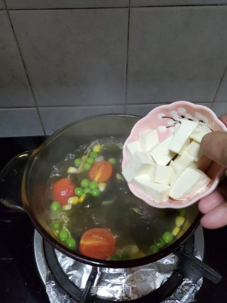 杂蔬豆腐汤的做法步骤：5