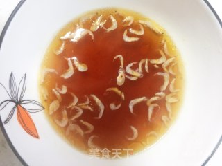 水饺菠菜热汤面的做法步骤：7