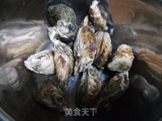 蒜蓉蒸生蚝的做法步骤：1
