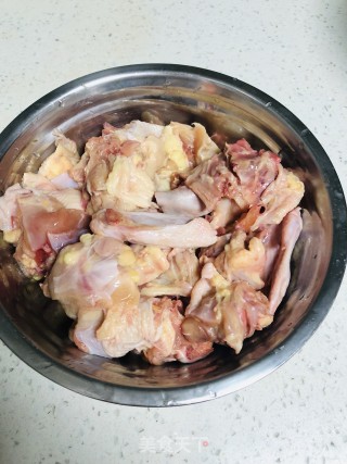 土豆红烧鸡块的做法步骤：4