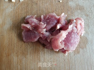 娃娃菜海鲜菇丸子汤的做法步骤：1