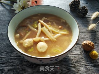 娃娃菜海鲜菇丸子汤的做法步骤：15