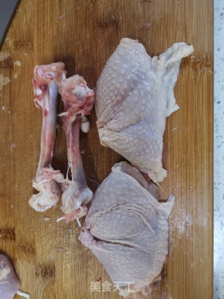 迷迭香鸡腿卷的做法步骤：2