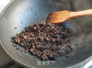 梅菜肉饼的做法步骤：12