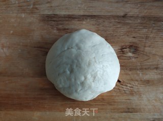 豆沙花朵面包的做法步骤：10