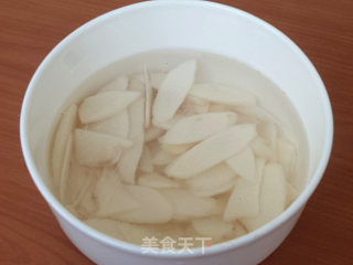 榛蘑炒山药的做法步骤：3
