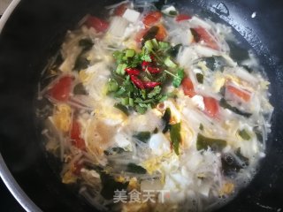 金针菇海带芽豆腐蛋花汤的做法步骤：13