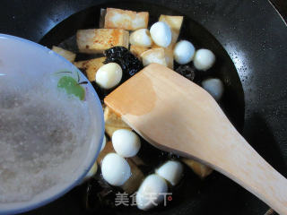 黑木耳鹌鹑蛋烧老豆腐的做法步骤：7