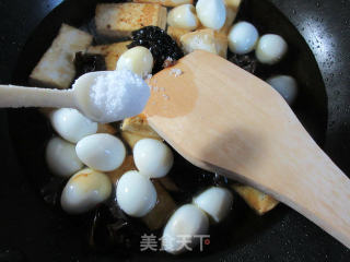 黑木耳鹌鹑蛋烧老豆腐的做法步骤：8