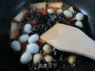 黑木耳鹌鹑蛋烧老豆腐的做法步骤：9