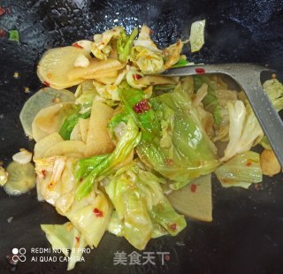 炝炒土豆包菜的做法步骤：7