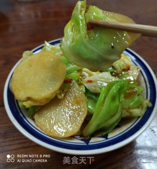 炝炒土豆包菜的做法步骤：9