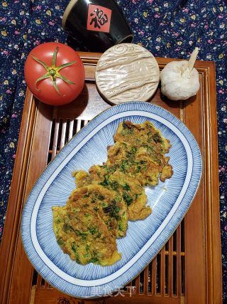 香菜虾皮蛋饼的做法步骤：11