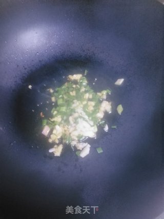 黄豆酱炒线椒的做法步骤：3