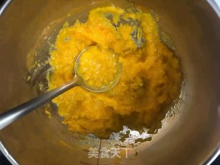 南瓜饼的做法步骤：3