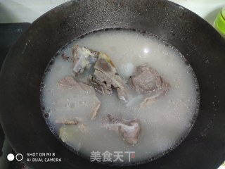冬日暖汤  冬瓜骨头汤的做法步骤：2