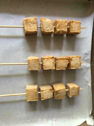 烤鱼豆腐的做法步骤：2