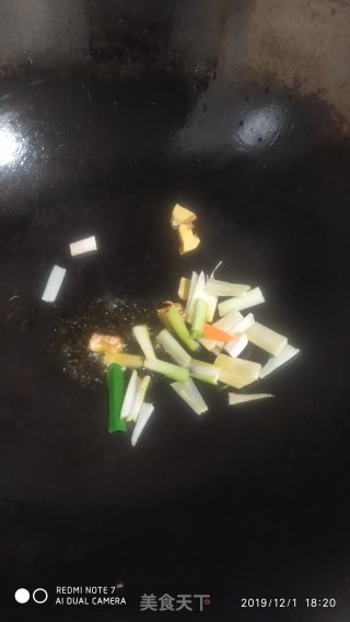 红扣鱼肚的做法步骤：2