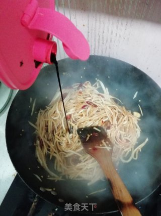 杏鲍萝卜丝的做法步骤：6