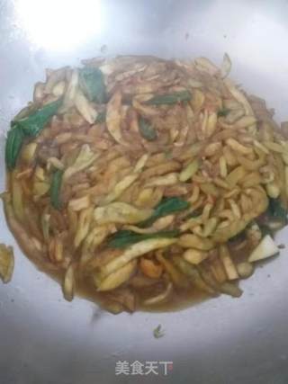 茄子炒辣椒丝的做法步骤：6