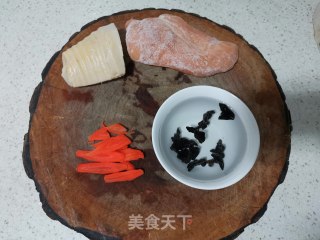 冬笋炒鸡片的做法步骤：1