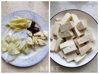彭豆带你做鲜虾贝肉白菜豆腐海鲜荟的做法步骤：4