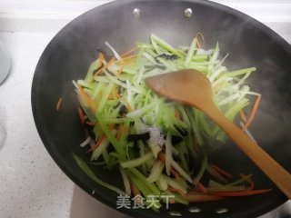 炒素三丝的做法步骤：4