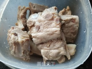 苹果胡萝卜雪耳汤的做法步骤：5