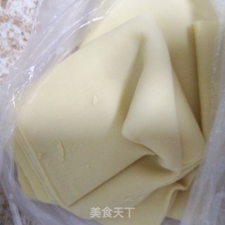 凉拌豆皮的做法步骤：1
