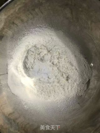 黑芝麻苏打饼干的做法步骤：2