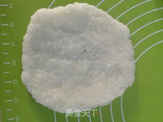 咸香糯米肉饼的做法步骤：6