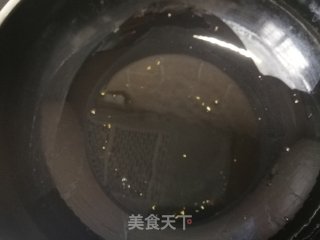 快手小炒：蒜苗炒鸡蛋的做法步骤：4
