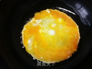 快手小炒：蒜苗炒鸡蛋的做法步骤：5