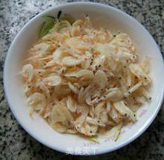 虾皮韭菜肉馅饺子的做法步骤：4