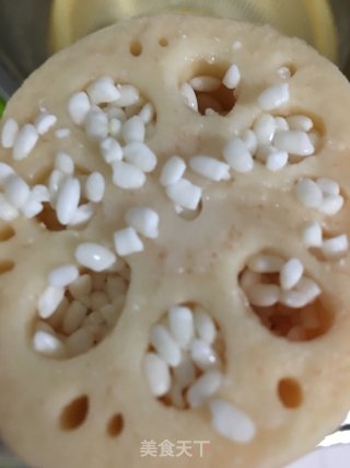 红糖桂花糯米藕的做法步骤：4