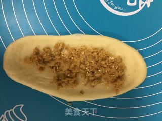 中种肉松辫子吐司的做法步骤：9