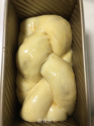 中种肉松辫子吐司的做法步骤：13
