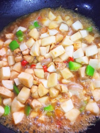 小炒鸡丁杏鲍菇的做法步骤：11
