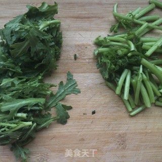 “快手小炒”茼蒿炒鸡蛋的做法步骤：12