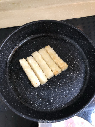 香煎糯米糍粑的做法步骤：1