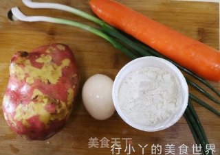 胡萝卜土豆丝饼的做法步骤：1