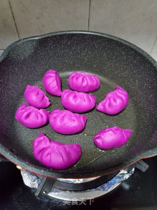 火龙果煎饺的做法步骤：11