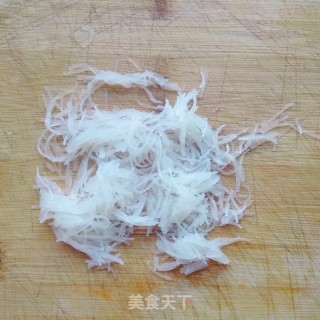 韭菜鸡蛋锅贴的做法步骤：1